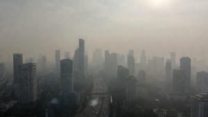 Jakarta Diselimuti Kabut Polusi: Langit Kelabu Ibu Kota