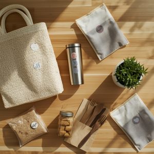 Kebiasaan Kecil yang Viral: Tas Belanja, Tumbler, dan Zero Waste