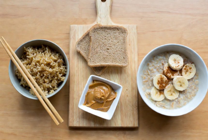 Nasi Merah, Roti Gandum, dan Oatmeal: Tiga Karbohidrat Kompleks untuk Tidur Berkualitas