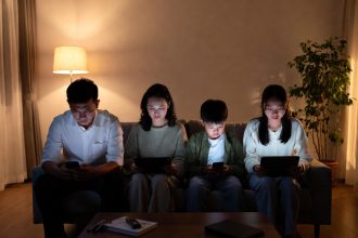 Aplikasi pembatas waktu layar untuk keluarga